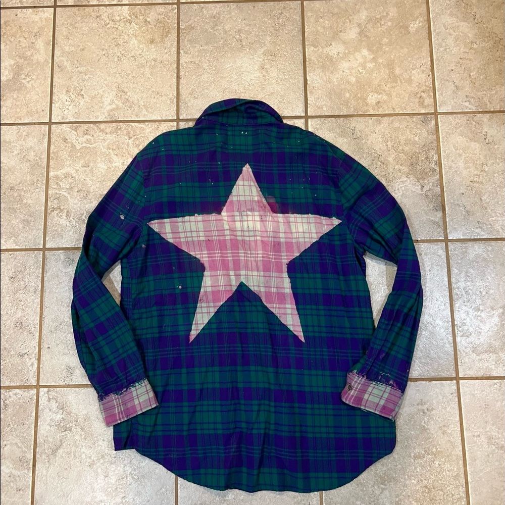 Plaid button-up